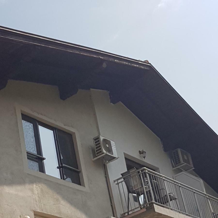 Guest House Ileana ساباريفا بانيا المظهر الخارجي الصورة